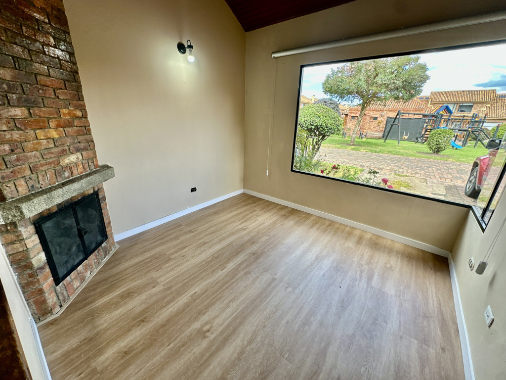 Casa en venta en Bachue, Chía · foto 2 de 24
