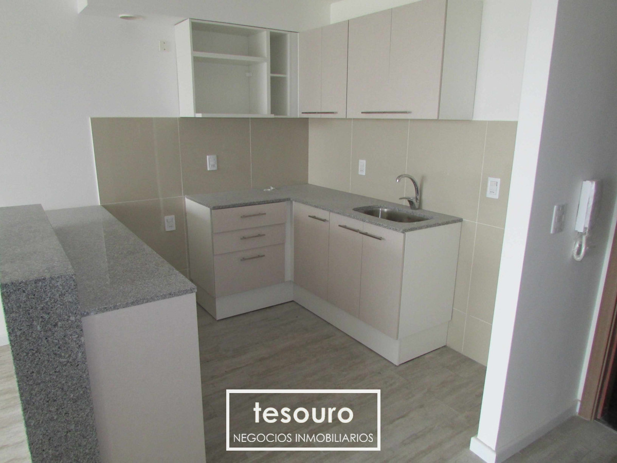 Alquiler 1 Dormitorio piso alto · Foto 9