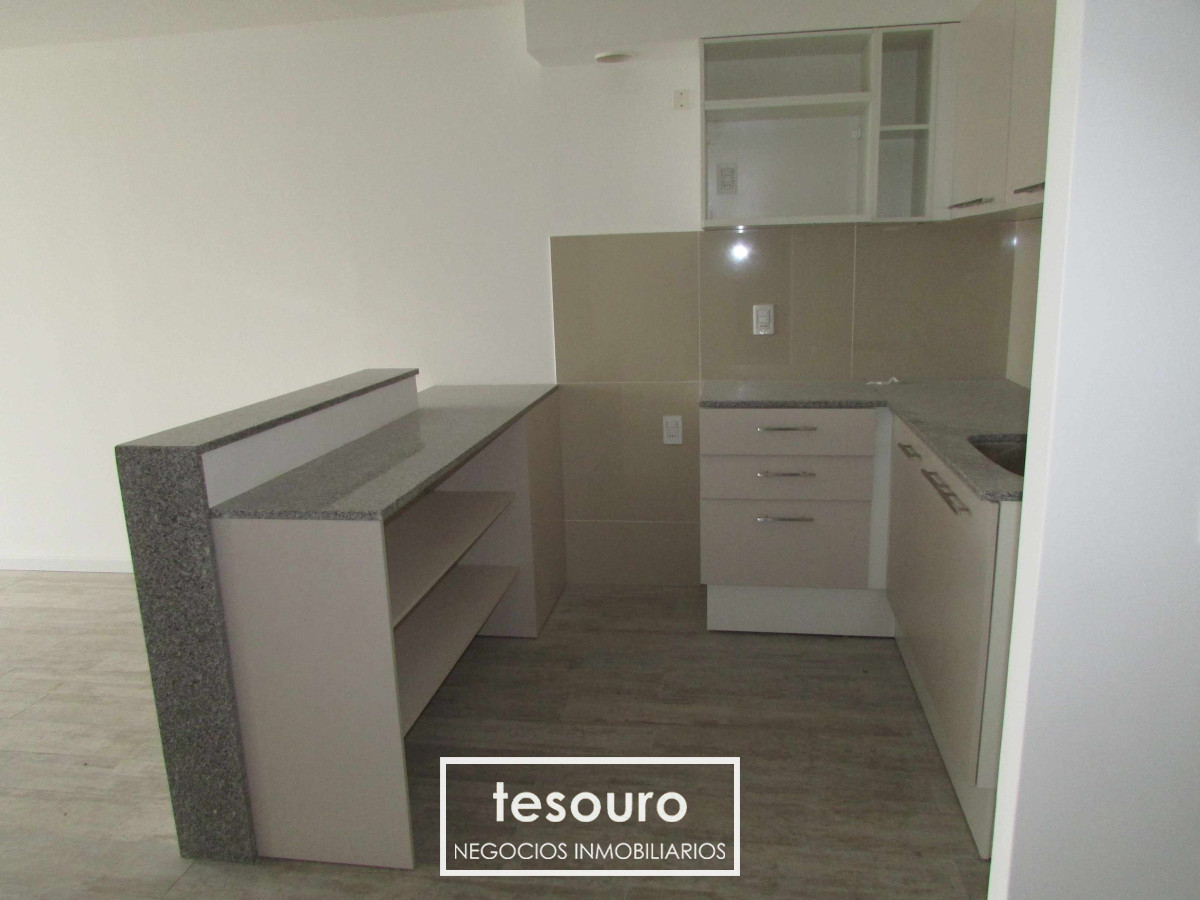 Alquiler 1 Dormitorio piso alto · Foto 11