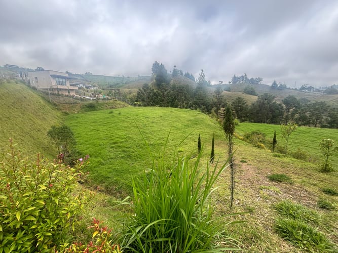 Lote en venta en Lejos Del Nido, El Retiro, 1872 m² · foto 4 de 15