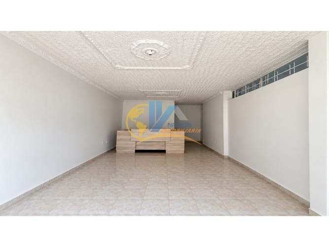 Casa de 3 alcobas en venta en Granjas De Provenza, Bucaramanga, 203 m² · foto 2 de 9