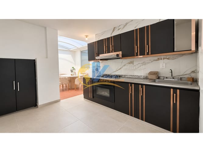 Casa de 3 alcobas en venta en Granjas De Provenza, Bucaramanga, 203 m² · foto 4 de 9