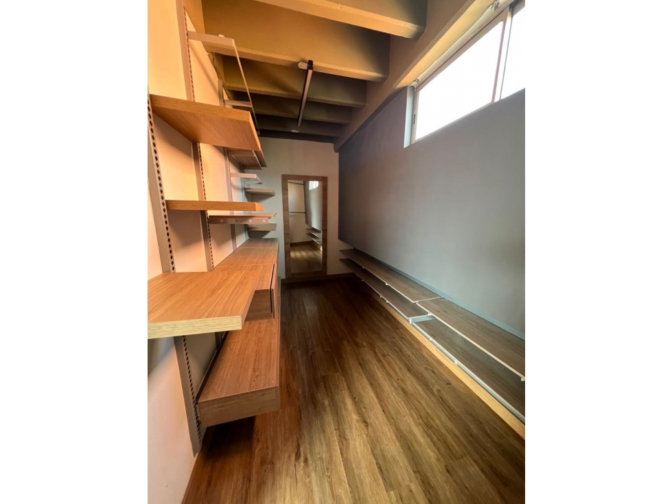 Apartamento en arriendo en Altos Del Poblado, Medellín · foto 7 de 14