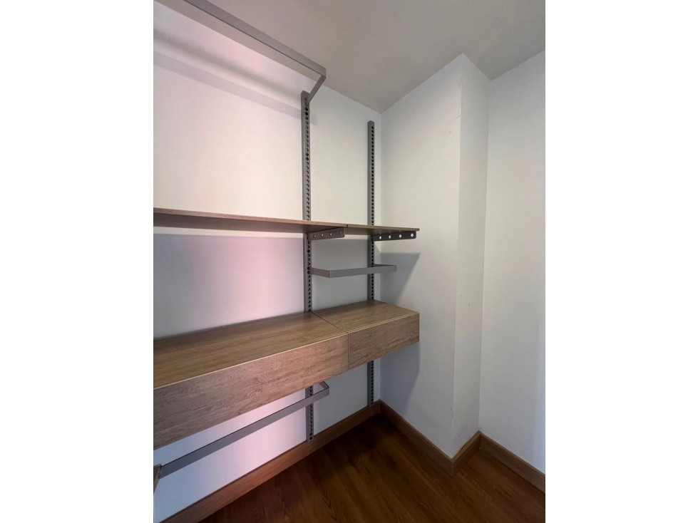 Apartamento en arriendo en Altos Del Poblado, Medellín · foto 13 de 14