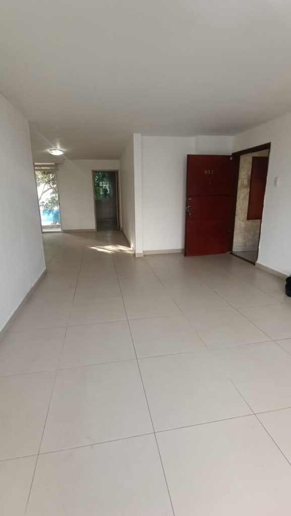 Apartamento en arriendo en Andalucia, Barranquilla · foto 2 de 17