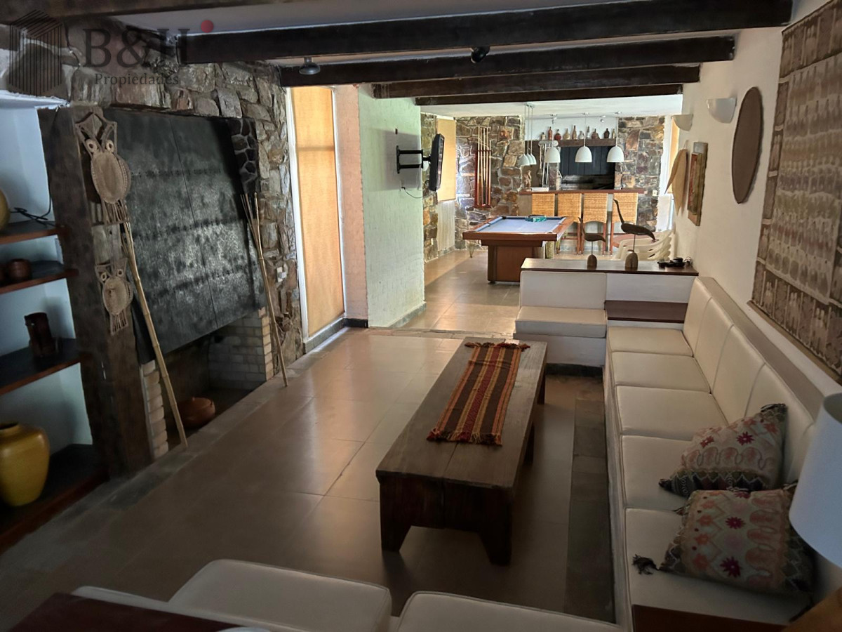 Hermosa Casa en Playa Mansa consulte!!!! · Foto 7