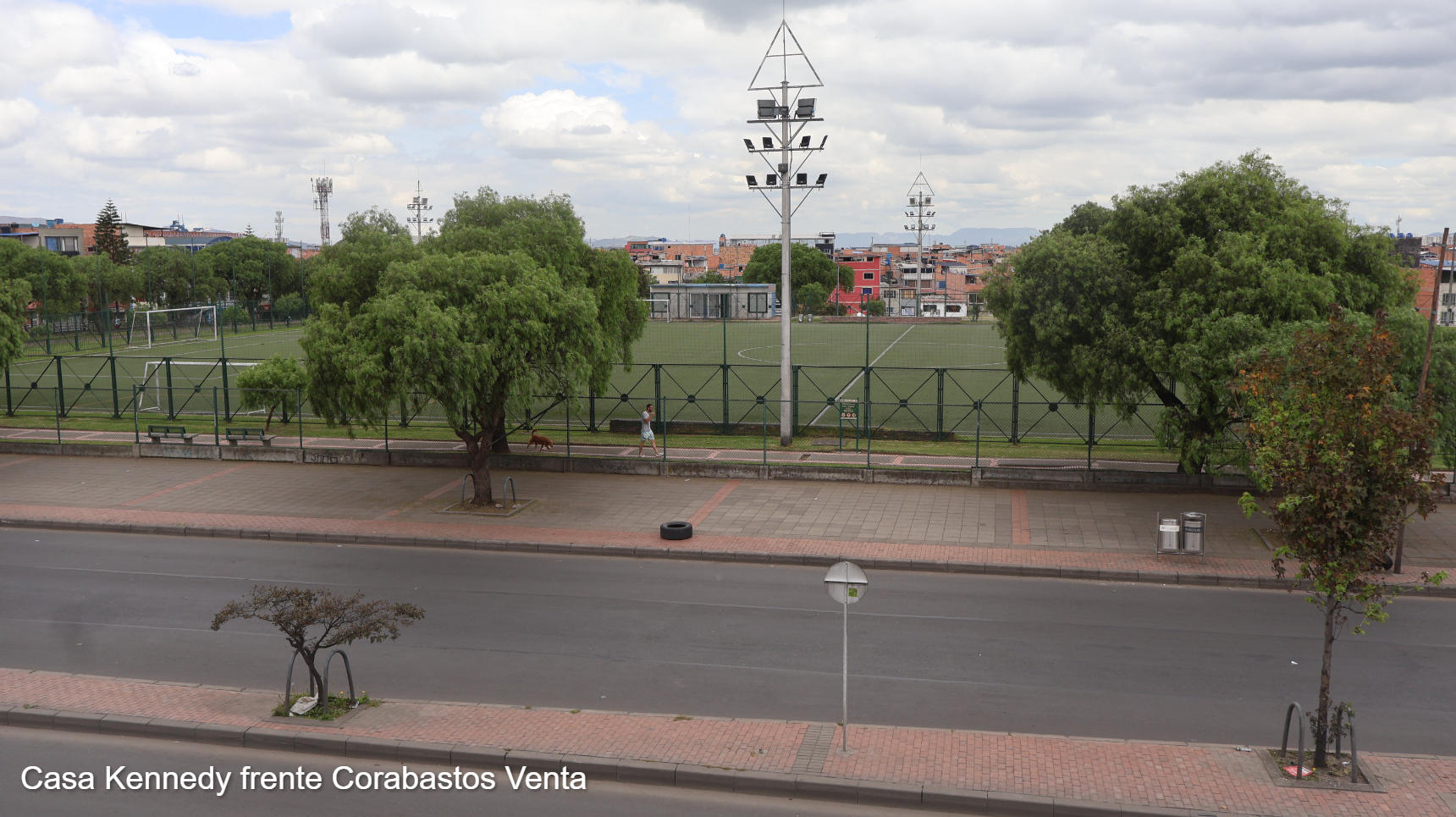 Casa en venta en Super Manzana 14, Bogotá · foto 7 de 16