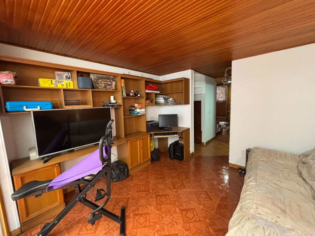 Casa en venta en Cedritos, Bogotá · foto 8 de 23