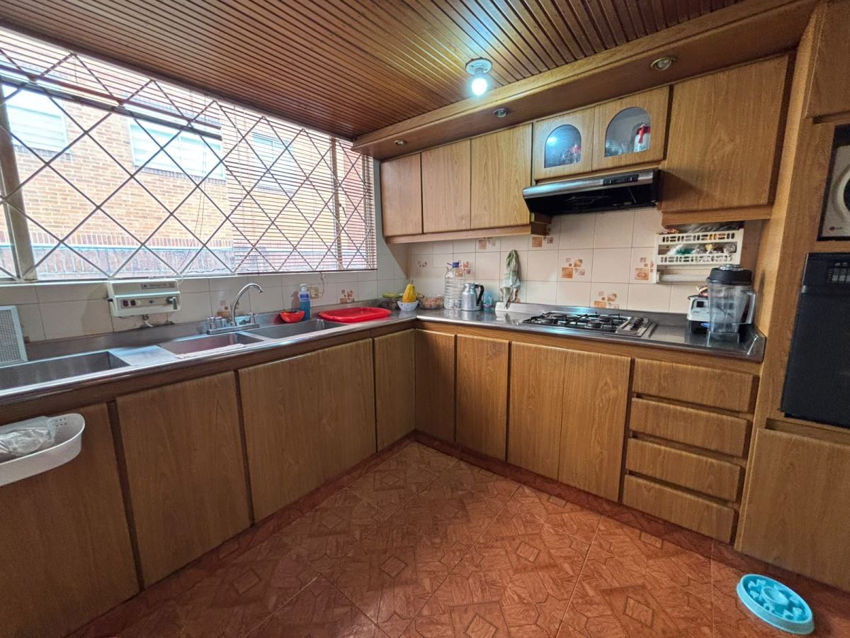 Casa en venta en Cedritos, Bogotá · foto 18 de 23