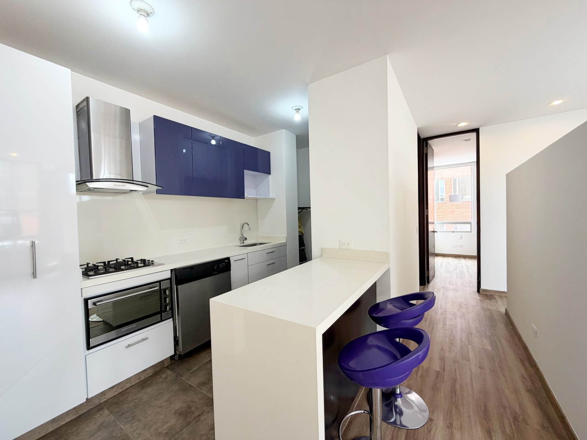Apartamento en venta en Santa Barbara Occidental, Bogotá · foto 5 de 16