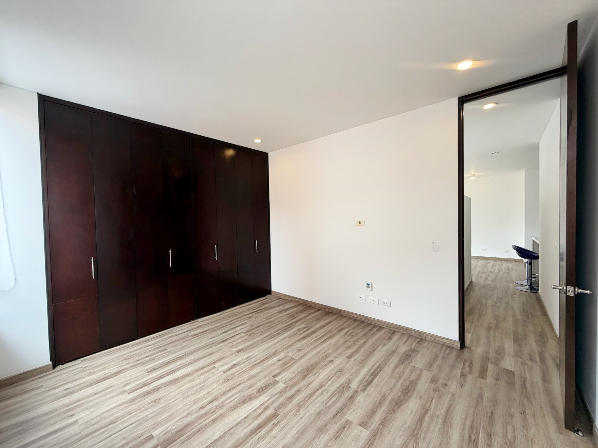 Apartamento en venta en Santa Barbara Occidental, Bogotá · foto 7 de 16