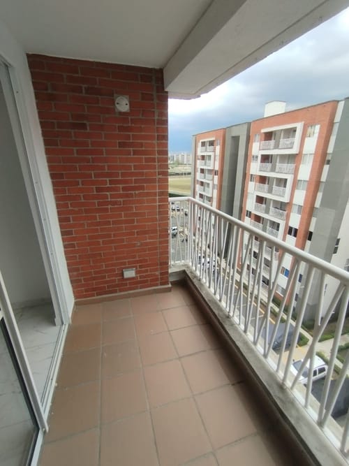 Apartamento de 2 alcobas en arriendo en Bochalema, Cali, 75 m² · foto 8 de 22
