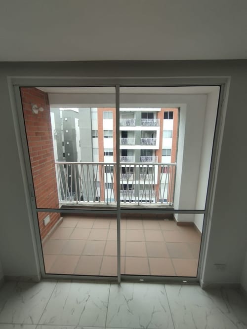 Apartamento de 2 alcobas en arriendo en Bochalema, Cali, 75 m² · foto 9 de 22