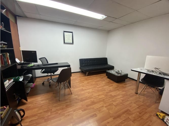 Oficina en venta en El Centro, Manizales, 80 m² · foto 3 de 8