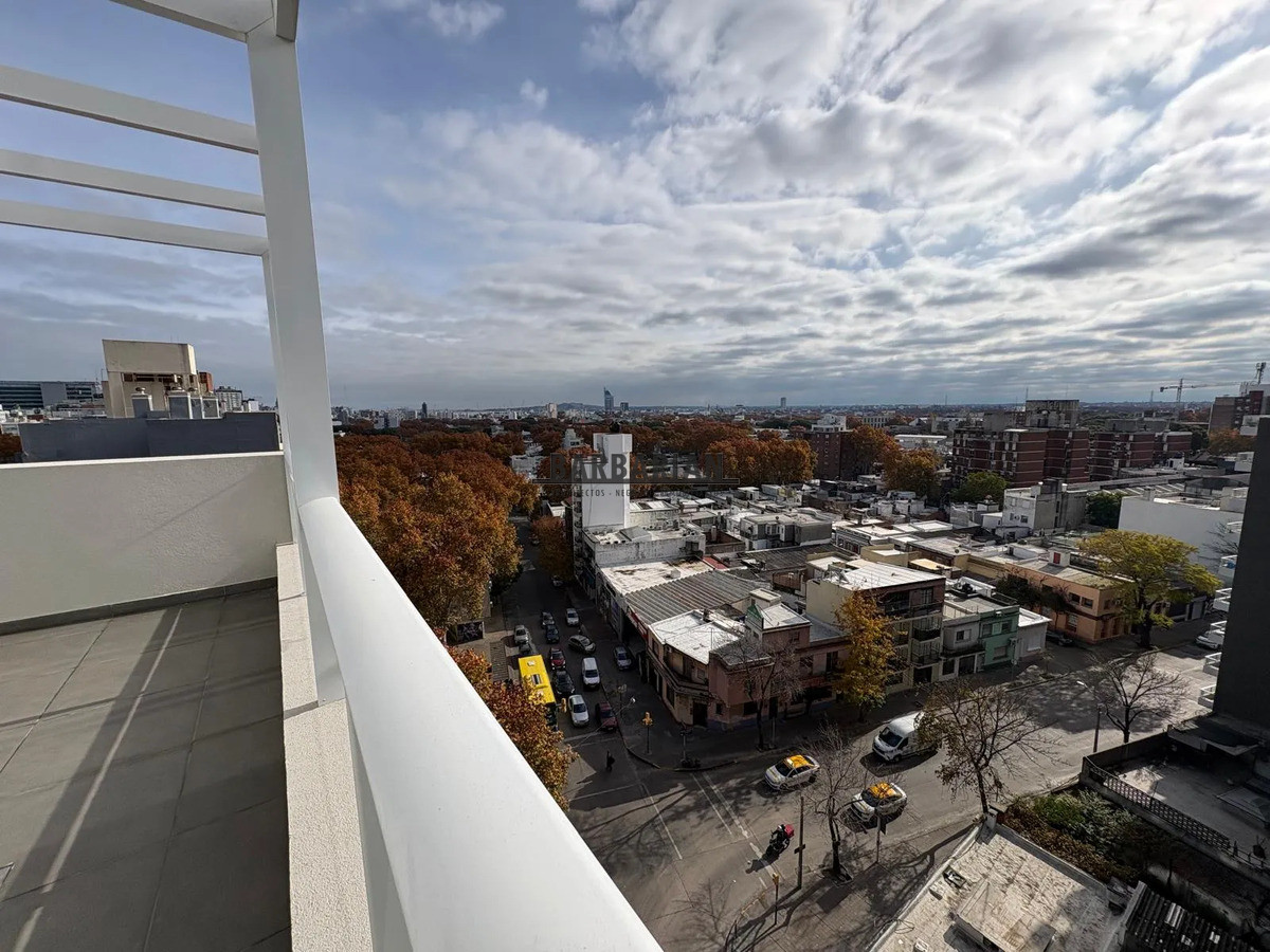 Penthouse En Alquiler 2 Dorm Con Gge - Tres Cruces · Foto 2