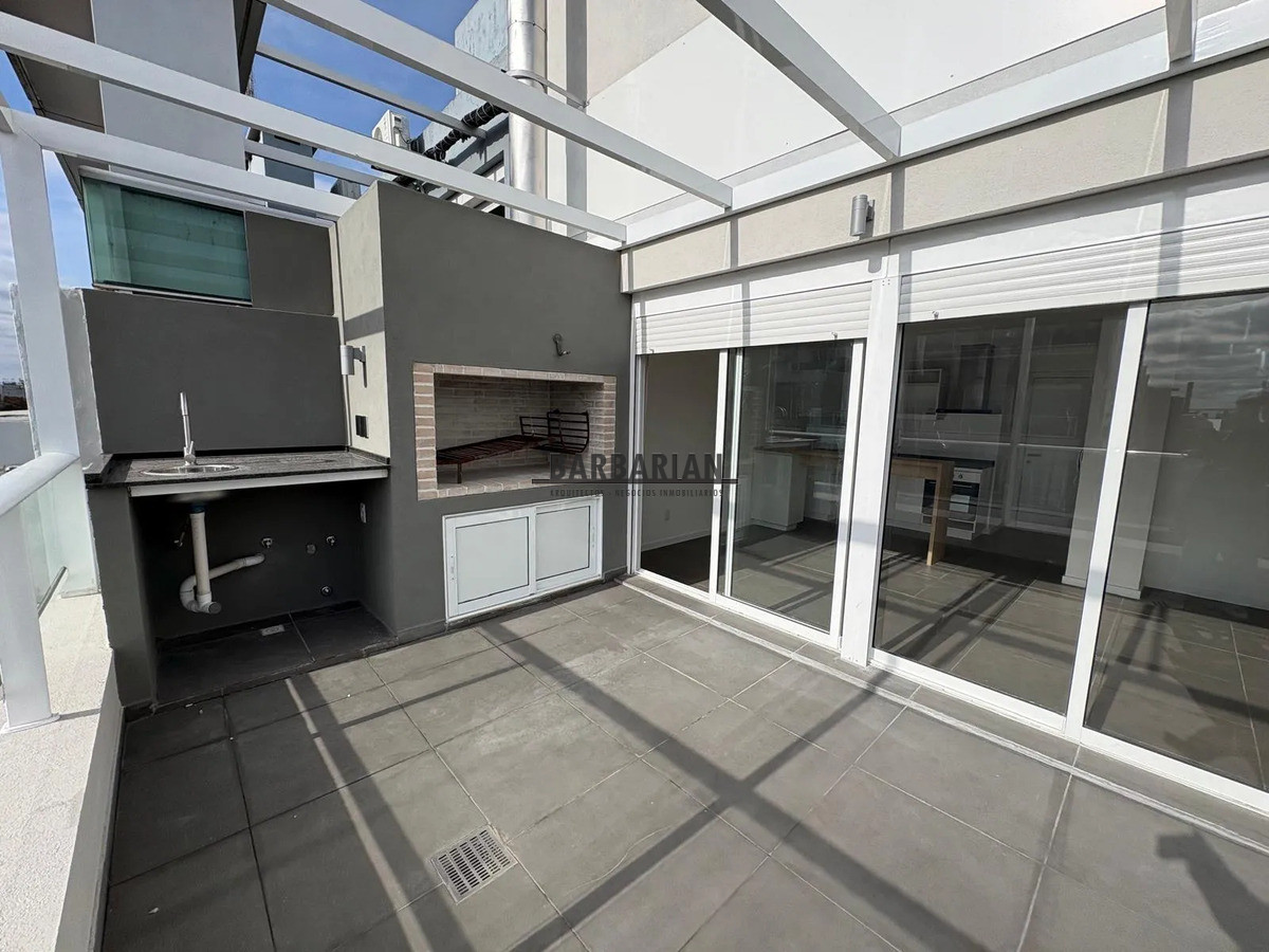 Penthouse En Alquiler 2 Dorm Con Gge - Tres Cruces · Foto 4