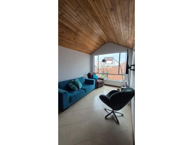 Apartamento de 3 alcobas en venta en Victoria Norte, Bogotá, 60 m² · foto 2 de 13