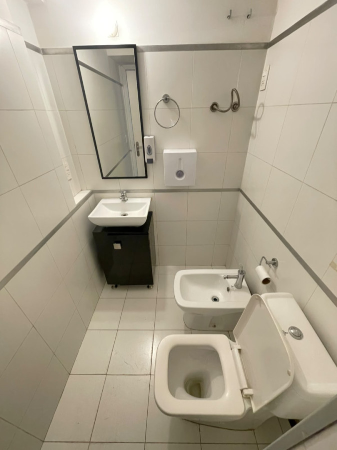 OFICINA PREMIUM  en ciudad vieja Juncal OFFICE con VISTA AL PUERTO · Foto 12