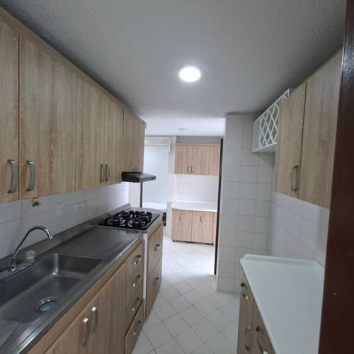 Apartamento de 3 alcobas en venta en Cabecera Del Llano, Bucaramanga, 100 m² · foto 2 de 11