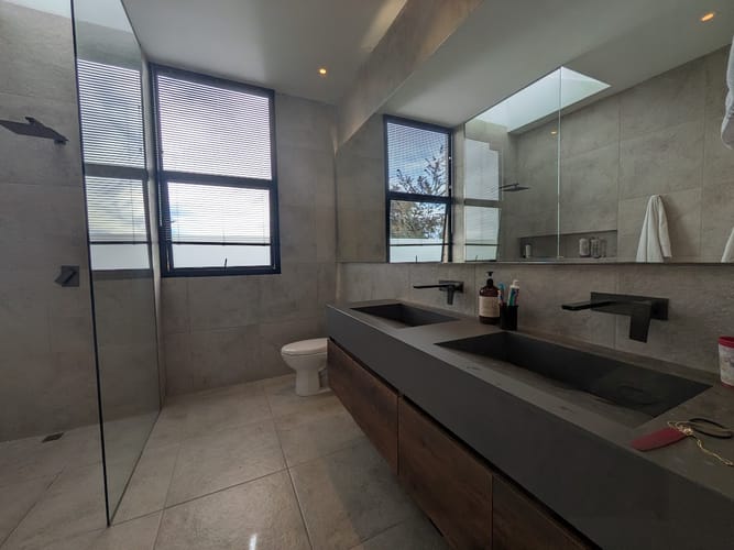 Casa de 3 alcobas en venta en Loma Del Escobero, Envigado, 270 m² · foto 11 de 19