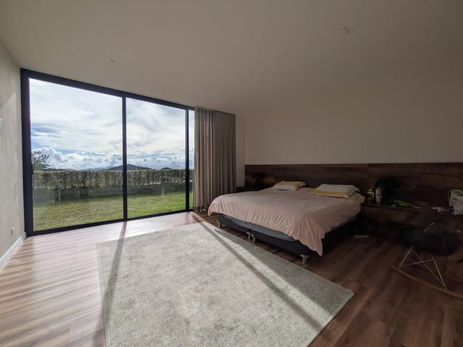 Casa de 3 alcobas en venta en Loma Del Escobero, Envigado, 270 m² · foto 12 de 19