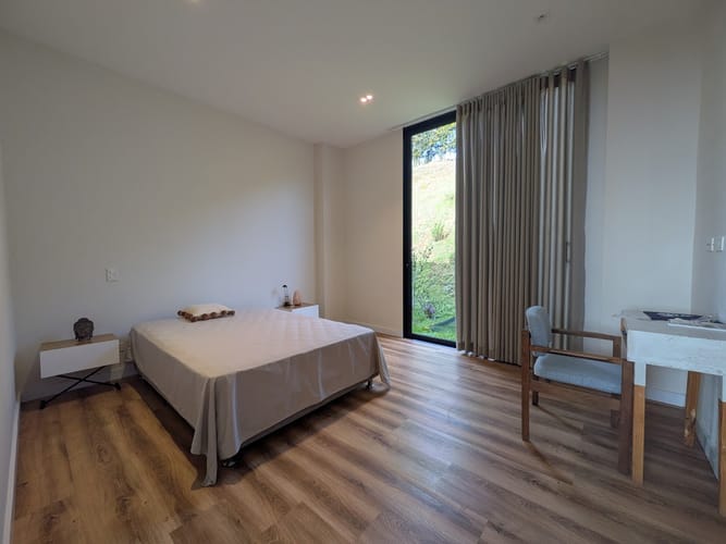 Casa de 3 alcobas en venta en Loma Del Escobero, Envigado, 270 m² · foto 14 de 19