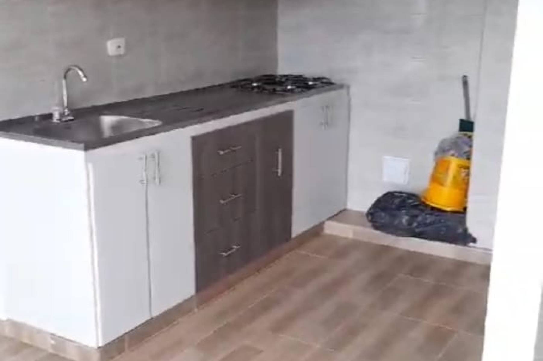 Apartamento en venta en Buenos Aires, Bogotá · foto 3 de 11