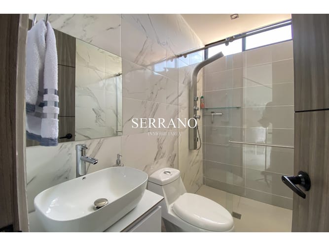Casa de 4 alcobas en venta en Ruitoque, Girón, 284 m² · foto 4 de 24