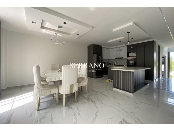 Casa de 4 alcobas en venta en Ruitoque, Girón, 284 m² · foto 8 de 24