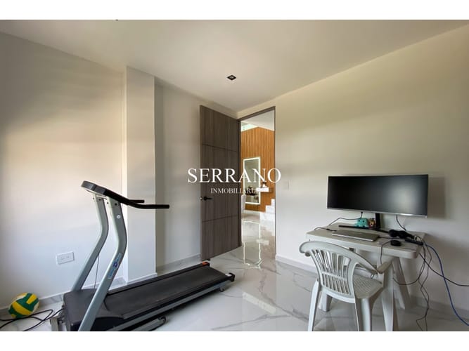 Casa de 4 alcobas en venta en Ruitoque, Girón, 284 m² · foto 13 de 24