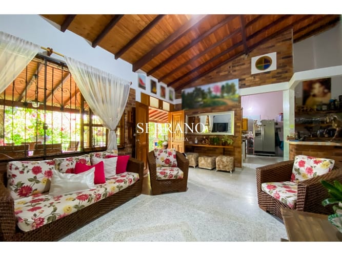 Casa de 5 alcobas en venta en Guatiguara, Piedecuesta, 450 m² · foto 6 de 24