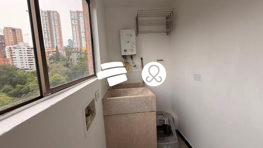 Apartamento de 3 alcobas en venta en El Diamante No. 2, Medellín, 78 m² · foto 4 de 18