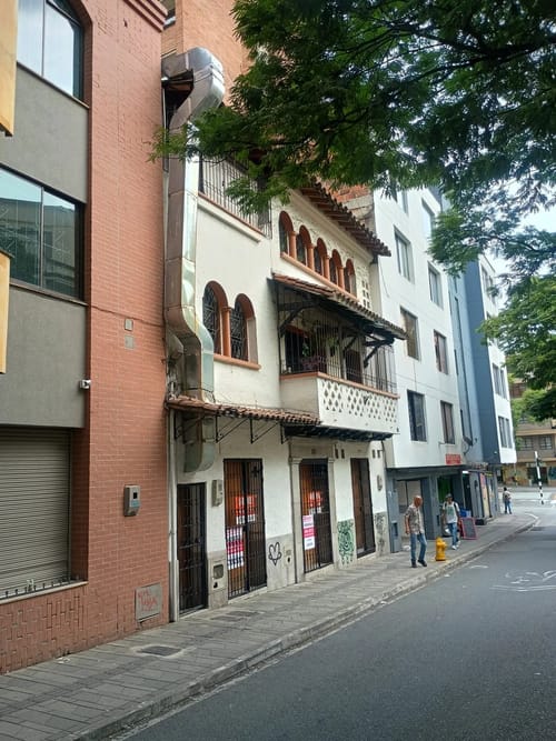 Local en arriendo en Boston, Medellín, 70 m² · foto 2 de 10