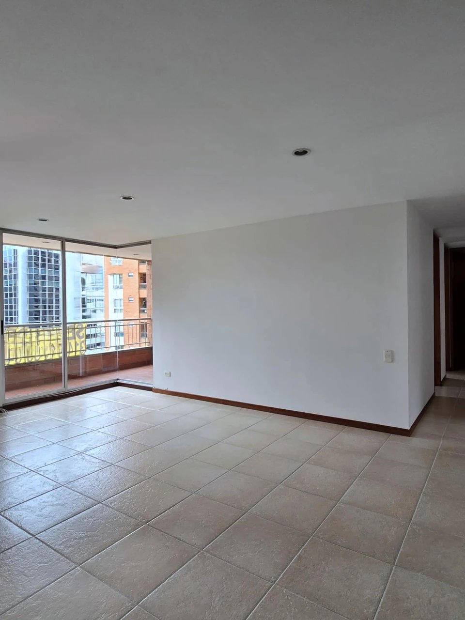 Apartamento en venta en El Poblado, Medellín · foto 8 de 10