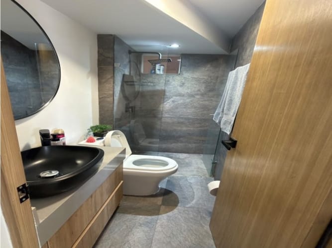 Apartamento de 2 alcobas en venta en Maria Auxiliadora, Sabaneta, 50 m² · foto 10 de 18