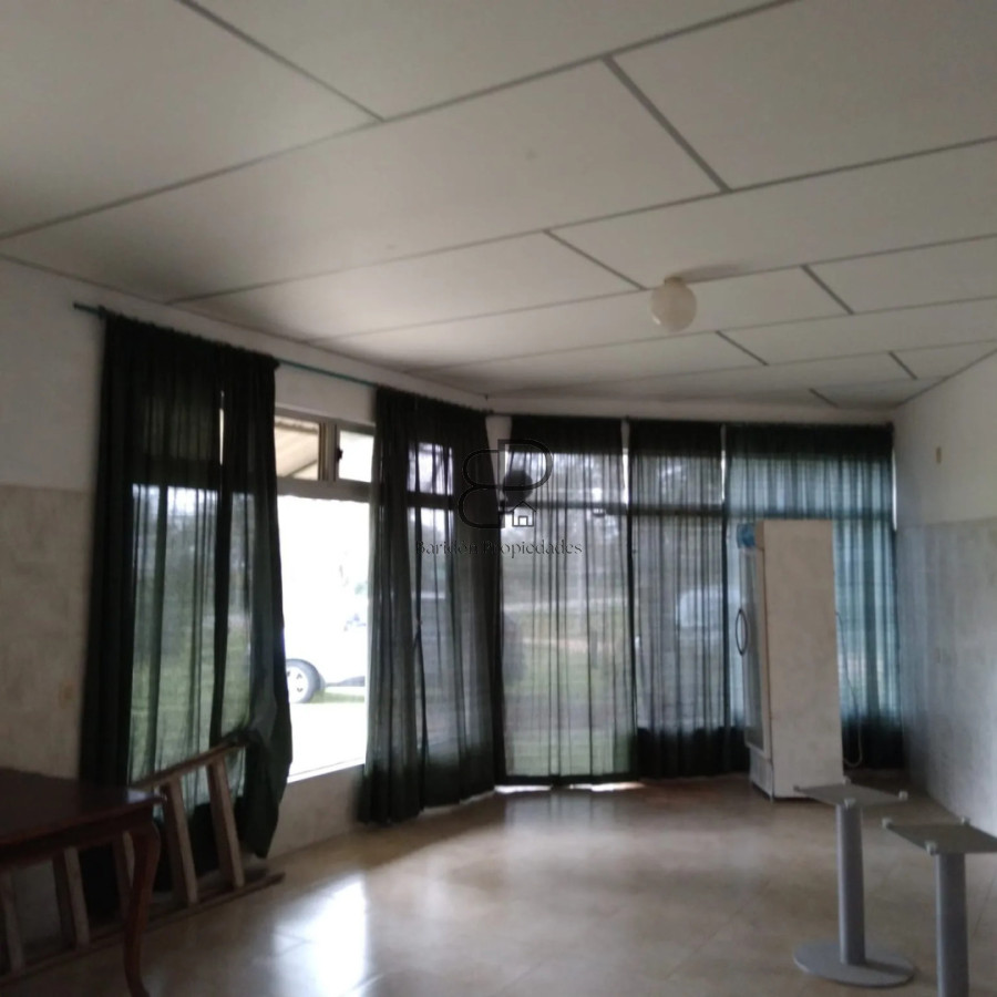 Alquiler Local Comercial 200m2 Lomas de Solymar · Foto 5
