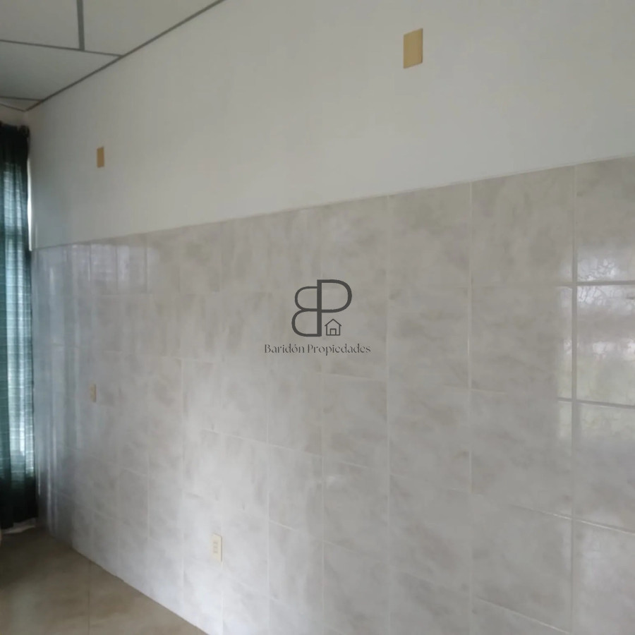 Alquiler Local Comercial 200m2 Lomas de Solymar · Foto 7