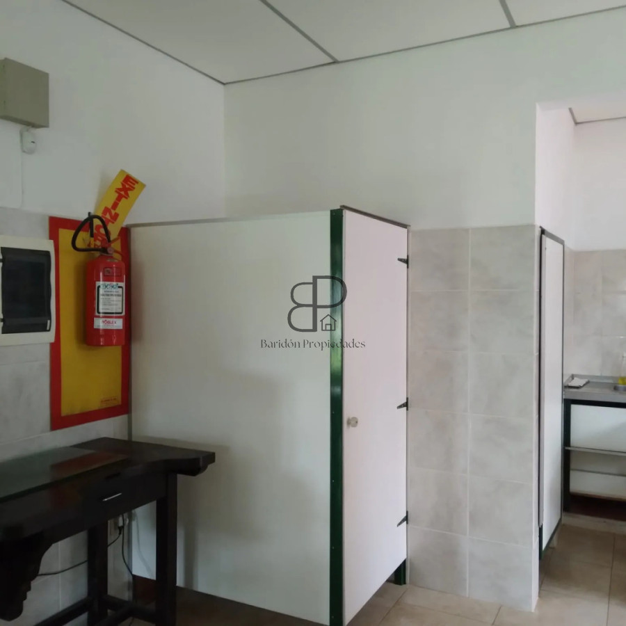 Alquiler Local Comercial 200m2 Lomas de Solymar · Foto 8