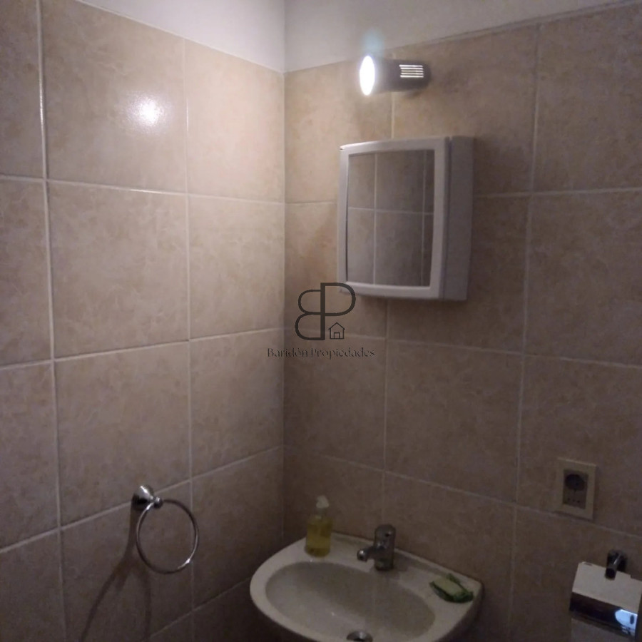 Alquiler Local Comercial 200m2 Lomas de Solymar · Foto 10