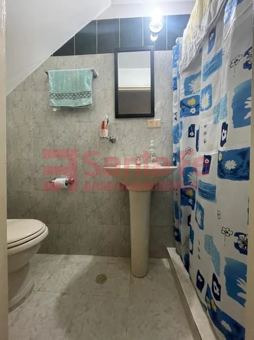 Casa de 5 alcobas en venta en Robledo, Medellín, 112 m² · foto 9 de 10