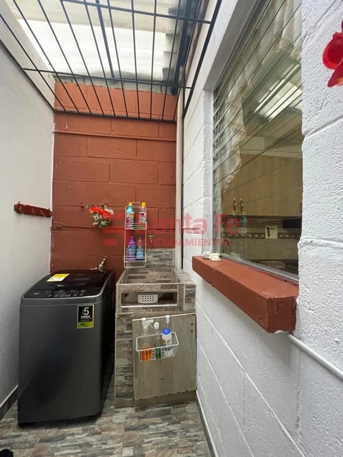 Casa de 3 alcobas en venta en Robledo, Medellín, 59 m² · foto 6 de 10