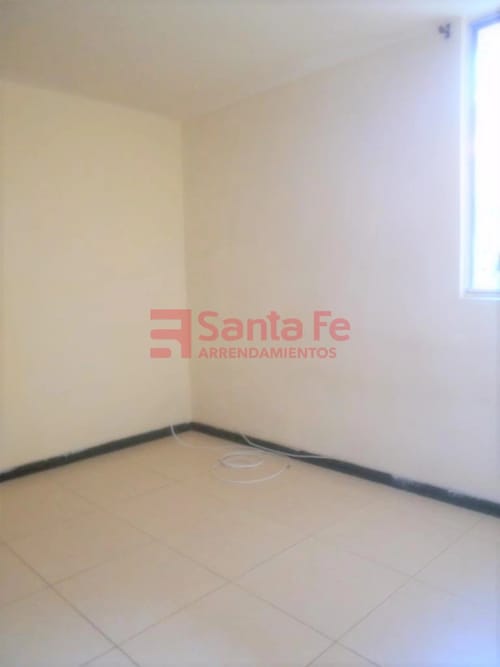 Casa de 5 alcobas en venta en Robledo, Medellín, 70 m² · foto 5 de 10
