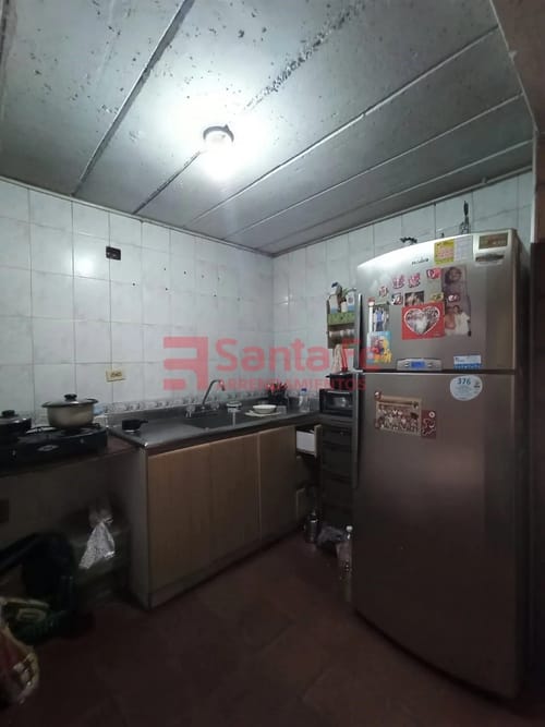 Casa de 6 alcobas en venta en Robledo, Medellín, 169 m² · foto 3 de 10