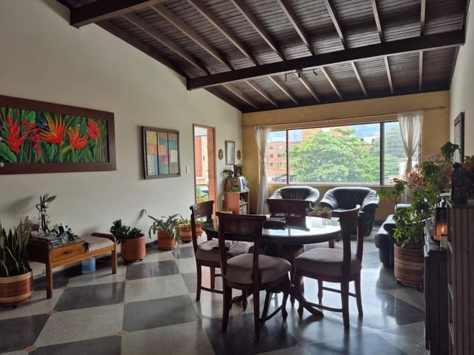 Apartamento en venta en Laureles, Medellín · foto 5 de 10