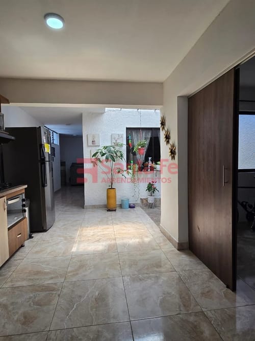 Casa de 5 alcobas en venta en Guayabal, Medellín, 160 m² · foto 5 de 10