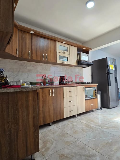 Casa de 5 alcobas en venta en Guayabal, Medellín, 160 m² · foto 7 de 10