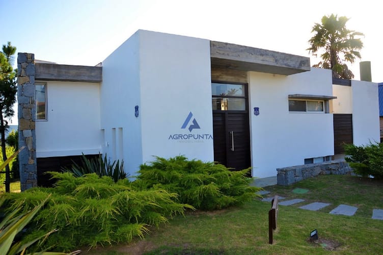 Casa en Punta Piedras, 5 dormitorios * · Foto 2