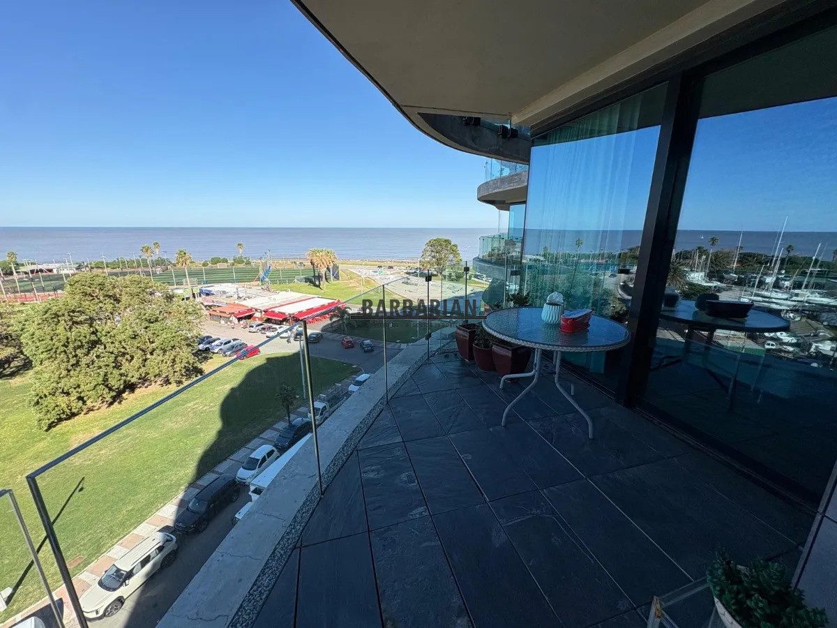 Imperdible Apto 3 Dorm Con Doble Garaje En Forum Puerto Buceo!