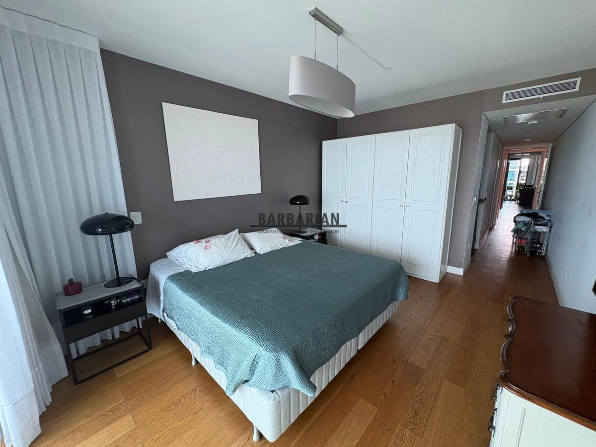 Imperdible Apto 3 Dorm Con Doble Garaje En Forum Puerto Buceo! · Foto 12
