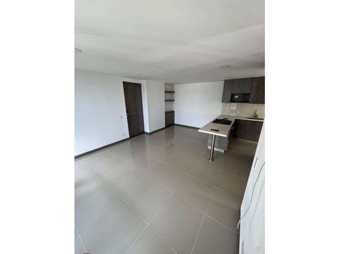 Apartamento en venta en La Independencia, Itagüí · foto 3 de 13
